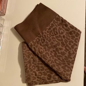 Brown leopard print biker shorts